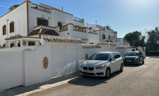 Adosado - Reventa - Orihuela - Entre Naranjos Vistabella