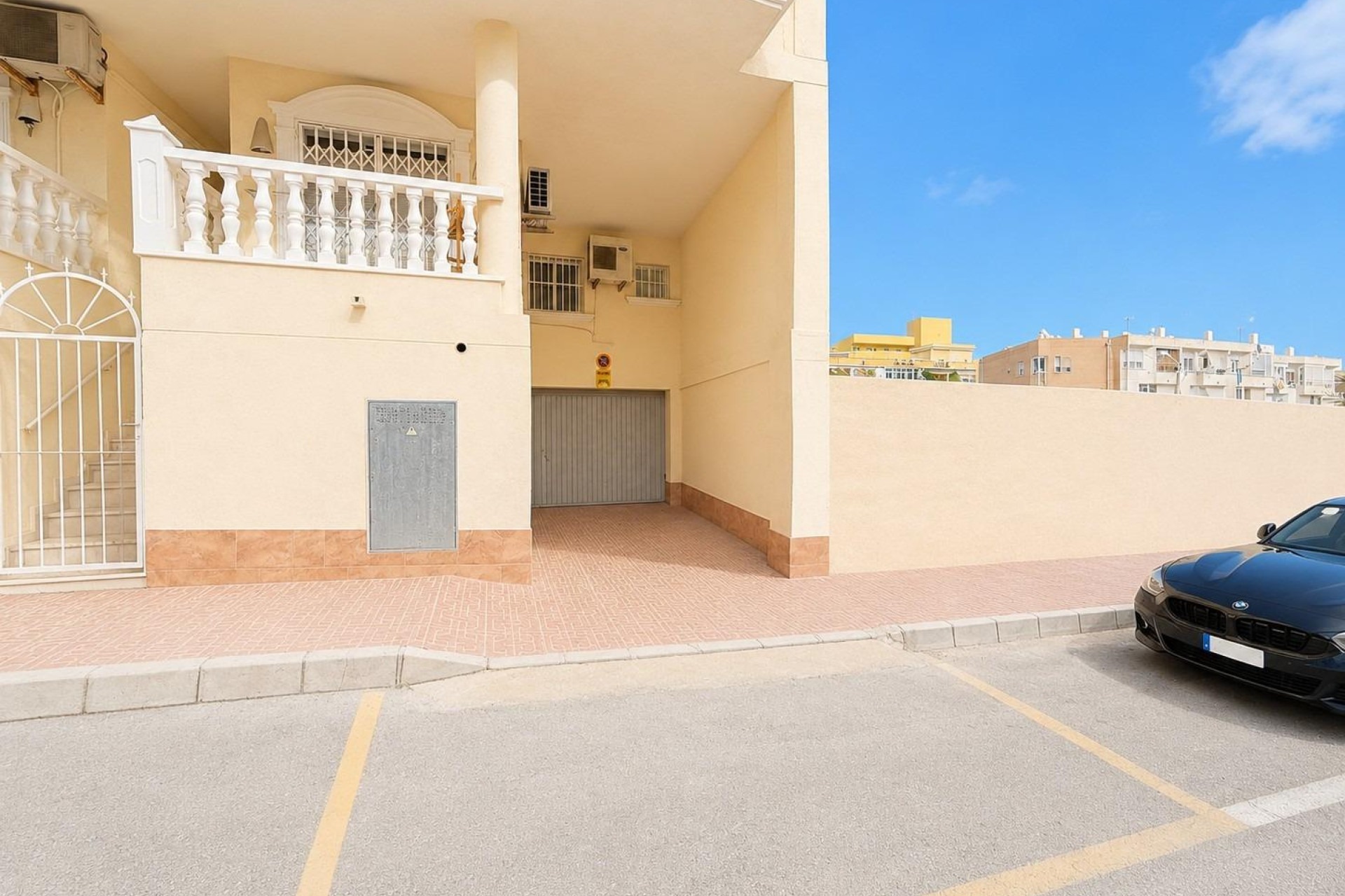 Alquiler a largo plazo - Garaje - Torrevieja - Centro