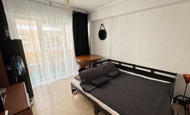 Apartment - Herverkoop - Alicante - Carolinas altas