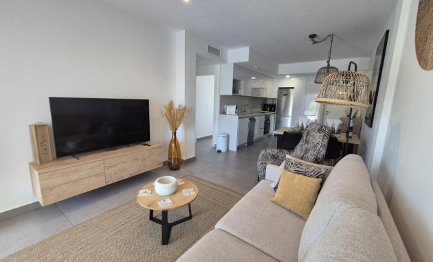 Apartment - Herverkoop - Orihuela Costa - SHL--60195