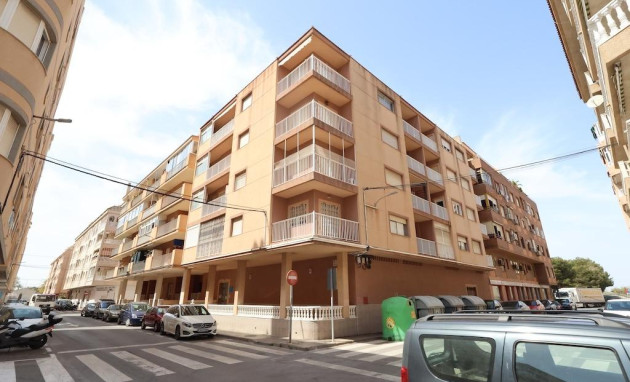 Apartment - Herverkoop - Torrevieja - Acequion