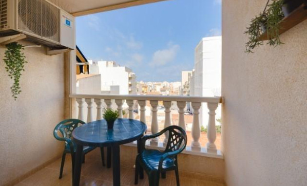 Apartment - Herverkoop - Torrevieja - Centro