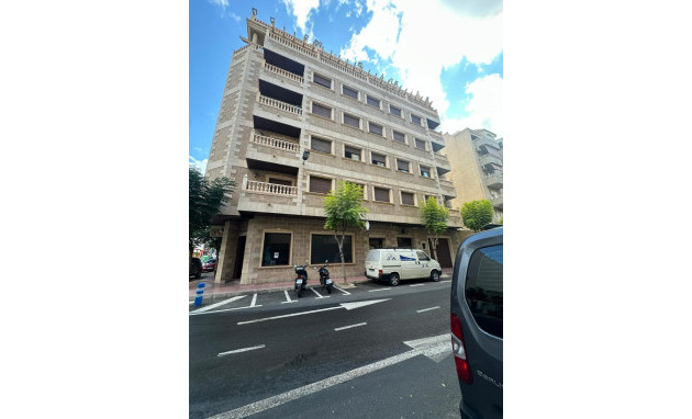 Apartment - Herverkoop - Torrevieja - Centro