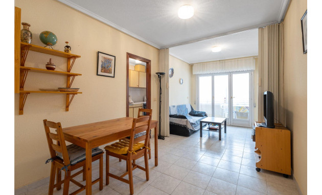 Apartment - Herverkoop - Torrevieja - Centro
