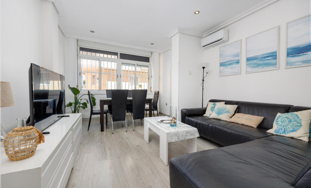Apartment - Herverkoop - Torrevieja - Centro