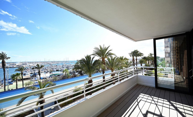 Apartment - Herverkoop - Torrevieja - Centro