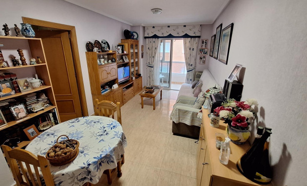 Apartment - Herverkoop - Torrevieja - Estacion de autobuses