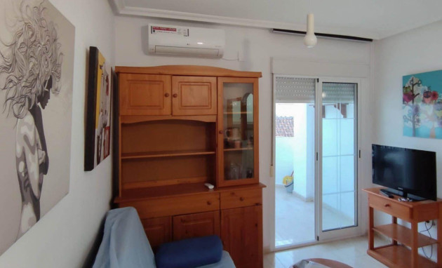 Apartment - Herverkoop - Torrevieja - Estacion de autobuses