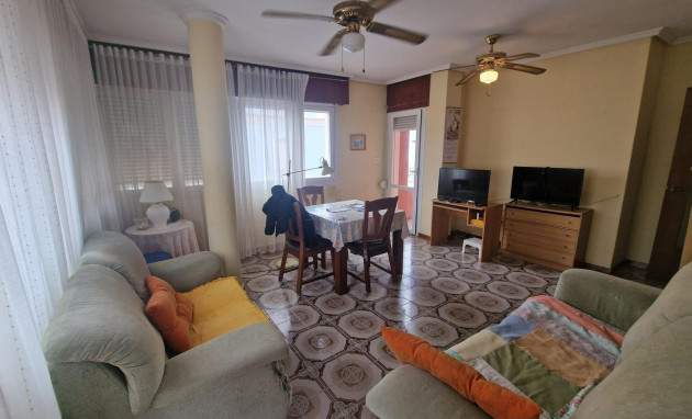 Apartment - Herverkoop - Torrevieja - Estacion de autobuses