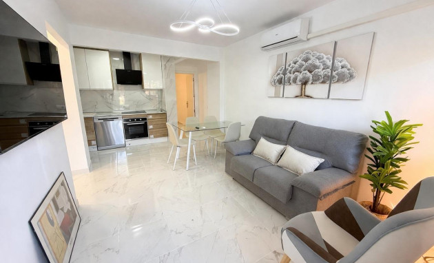 Apartment - Herverkoop - Torrevieja - ICD-48786