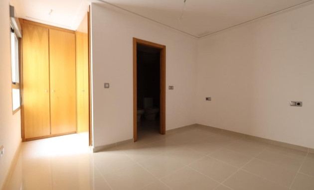 Apartment - Herverkoop - Torrevieja - La Mata pueblo
