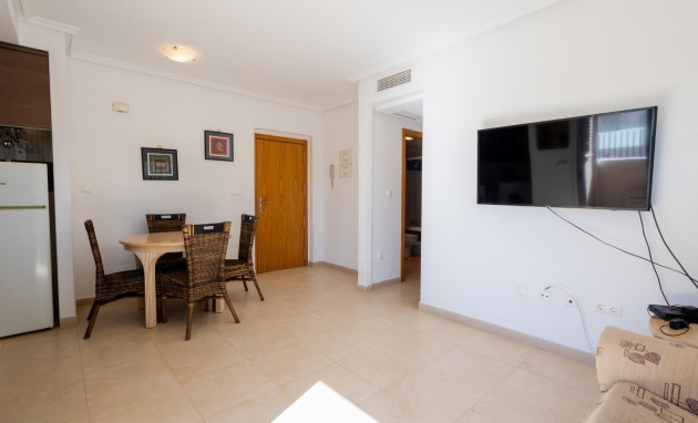 Apartment - Herverkoop - Torrevieja - SHL--96539