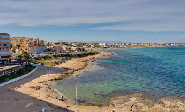 Apartment - Resale - La Mata - La Mata
