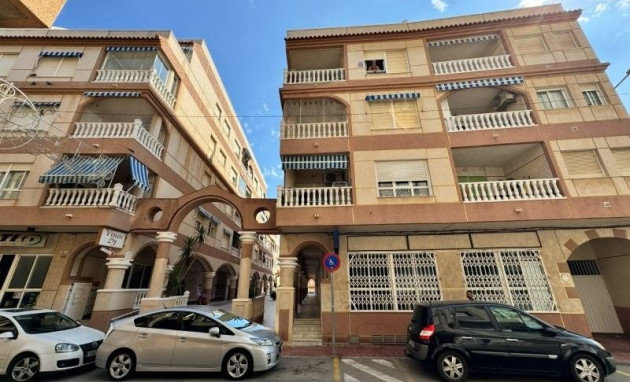 Apartment - Resale - La Mata - La Mata