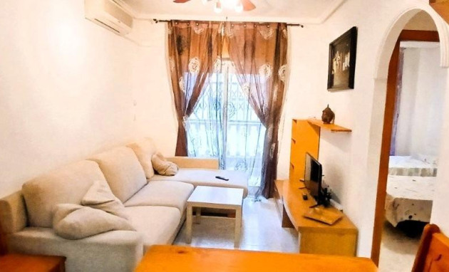 Apartment - Resale - Torrevieja - Estacion de autobuses