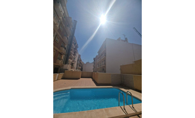 Apartment - Resale - Torrevieja - Paseo maritimo