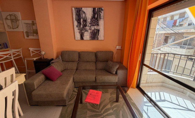 Apartment - Resale - Torrevieja - Paseo maritimo