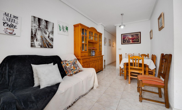 Apartment - Resale - Torrevieja - SHL--17530