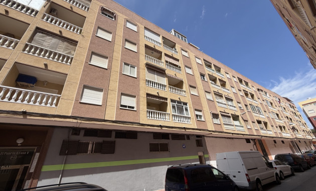 Apartment - Resale - Torrevieja - Torrevieja - Centre