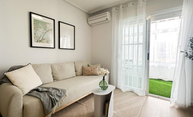 Apartment - Reventa - Orihuela Costa - Punta Prima