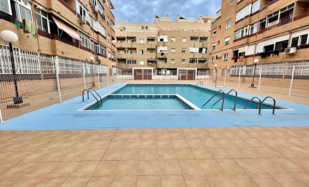 Apartment - Reventa - Torrevieja - Centro