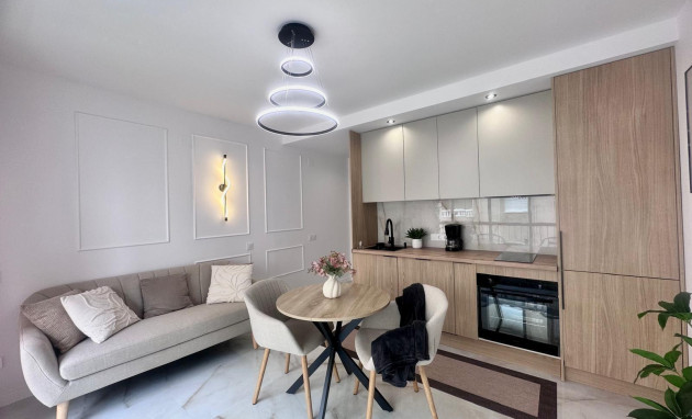 Apartment - Reventa - Torrevieja - Estacion de autobuses