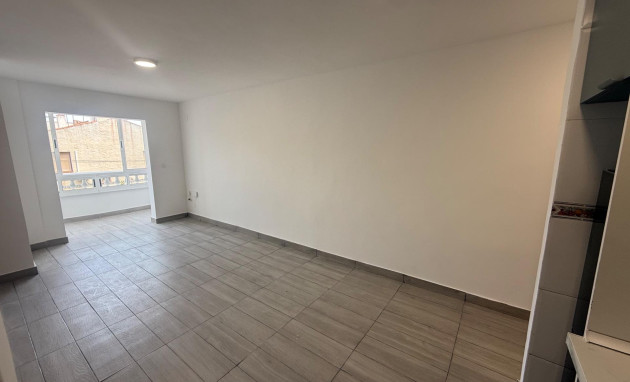 Apartment - Reventa - Torrevieja - Estacion de autobuses