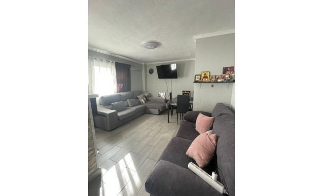 Apartment - Revente - Alicante - Virgen del Remedio-Parque lo Morant