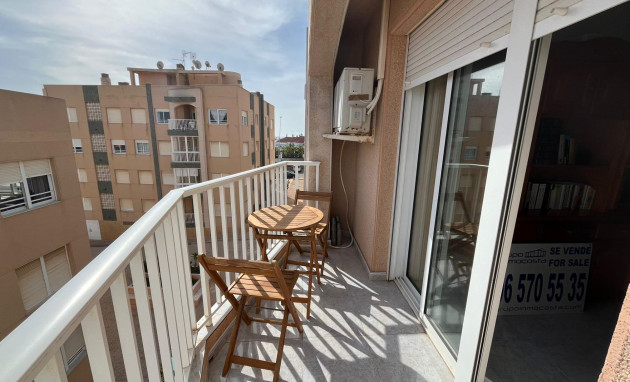 Apartment - Revente - Torrevieja - Cabo cervera