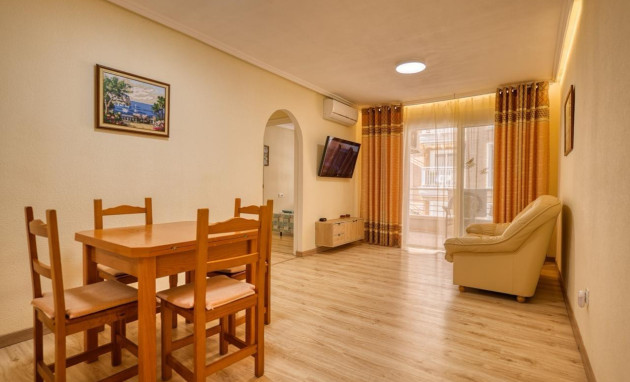 Apartment - Revente - Torrevieja - Centro