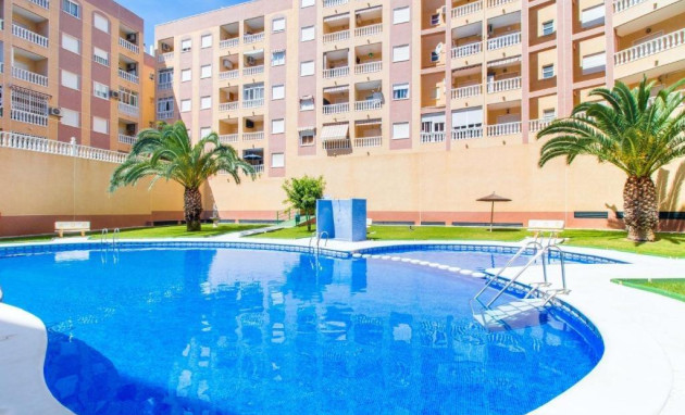 Apartment - Revente - Torrevieja - Centro