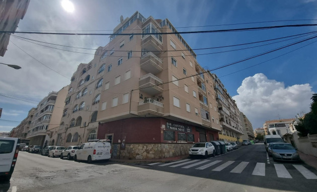 Apartment - Revente - Torrevieja - Centro