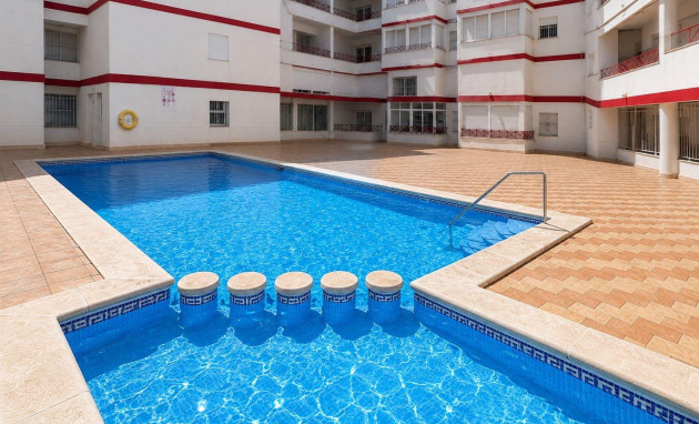 Apartment - Revente - Torrevieja - Centro