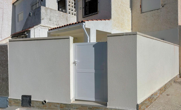 Apartment - Revente - Torrevieja - El limonar