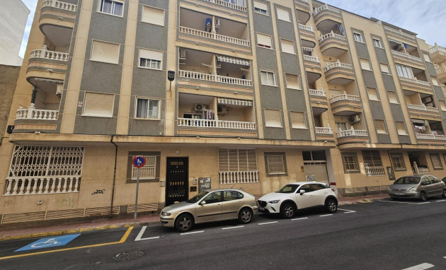 Apartment - Revente - Torrevieja - Estacion de autobuses