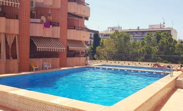 Apartment - Revente - Torrevieja - Estacion de autobuses