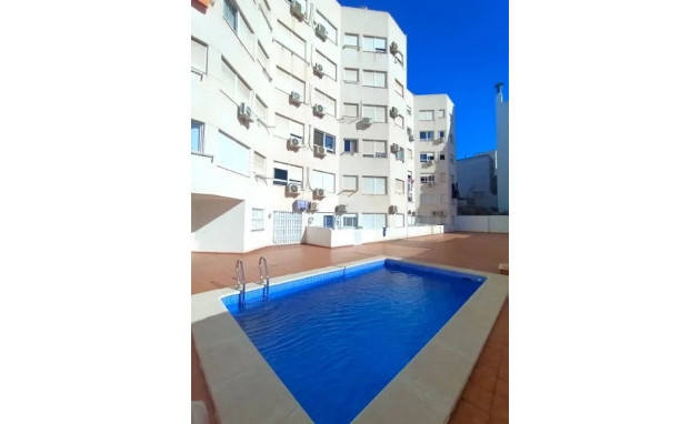 Apartment - Revente - Torrevieja - JJM--64462