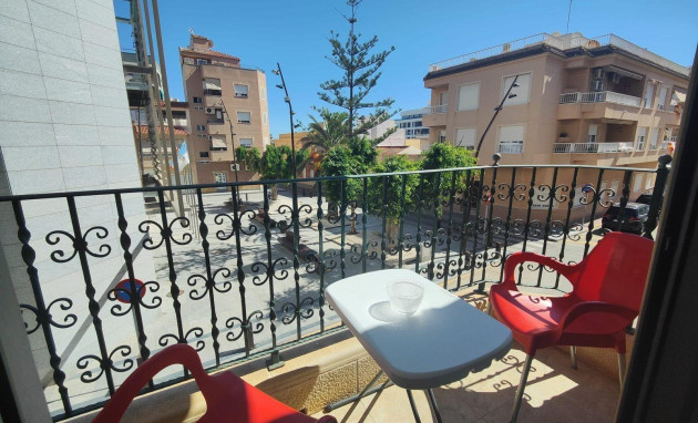 Apartment - Revente - Torrevieja - SHL--11413