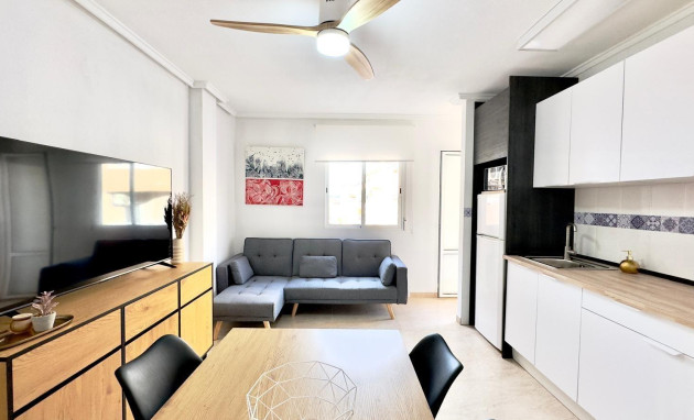 Apartment - Revente - Torrevieja - SHL--39161