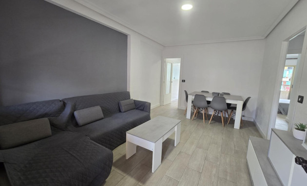 Apartment - Revente - Torrevieja - SHL--96434