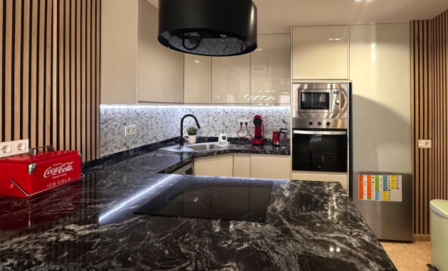 Apartment - Revente - Torrevieja - torrevieja