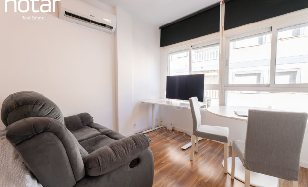Apartment - Revente - Torrevieja - Torrevieja