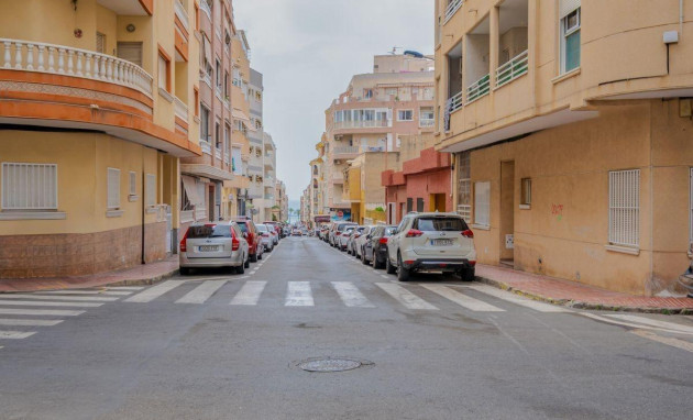 Apartment - Revente - Torrevieja - torrevieja