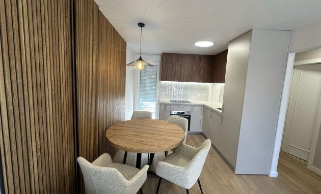 Bungalow - Gelijkvloers - Herverkoop - Torrevieja - Centro