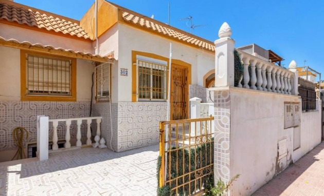 Bungalow - Gelijkvloers - Herverkoop - Torrevieja - El limonar