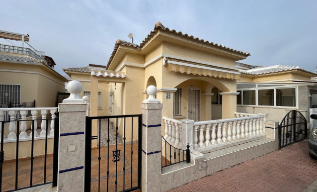Bungalow - Gelijkvloers - Herverkoop - Torrevieja - La siesta