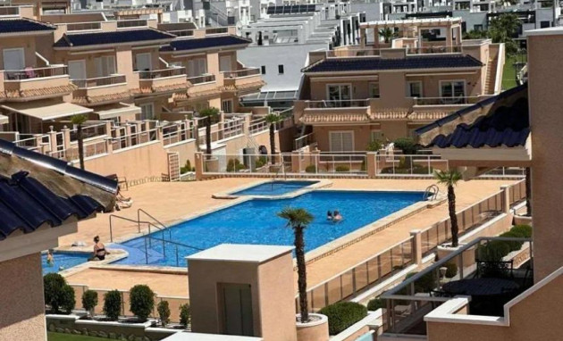 Bungalow - Gelijkvloers - Herverkoop - Torrevieja - Los altos