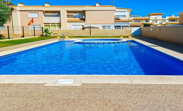 Bungalow - Gelijkvloers - Herverkoop - Torrevieja - Parque las naciones