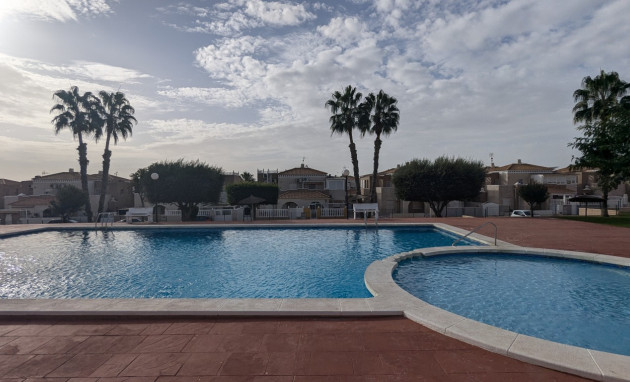 Bungalow - Gelijkvloers - Herverkoop - Torrevieja - Torrevieja