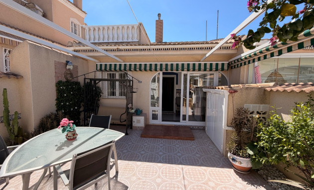 Bungalow - Groundfloor - Resale - Dona Pepa - Dona Pepa